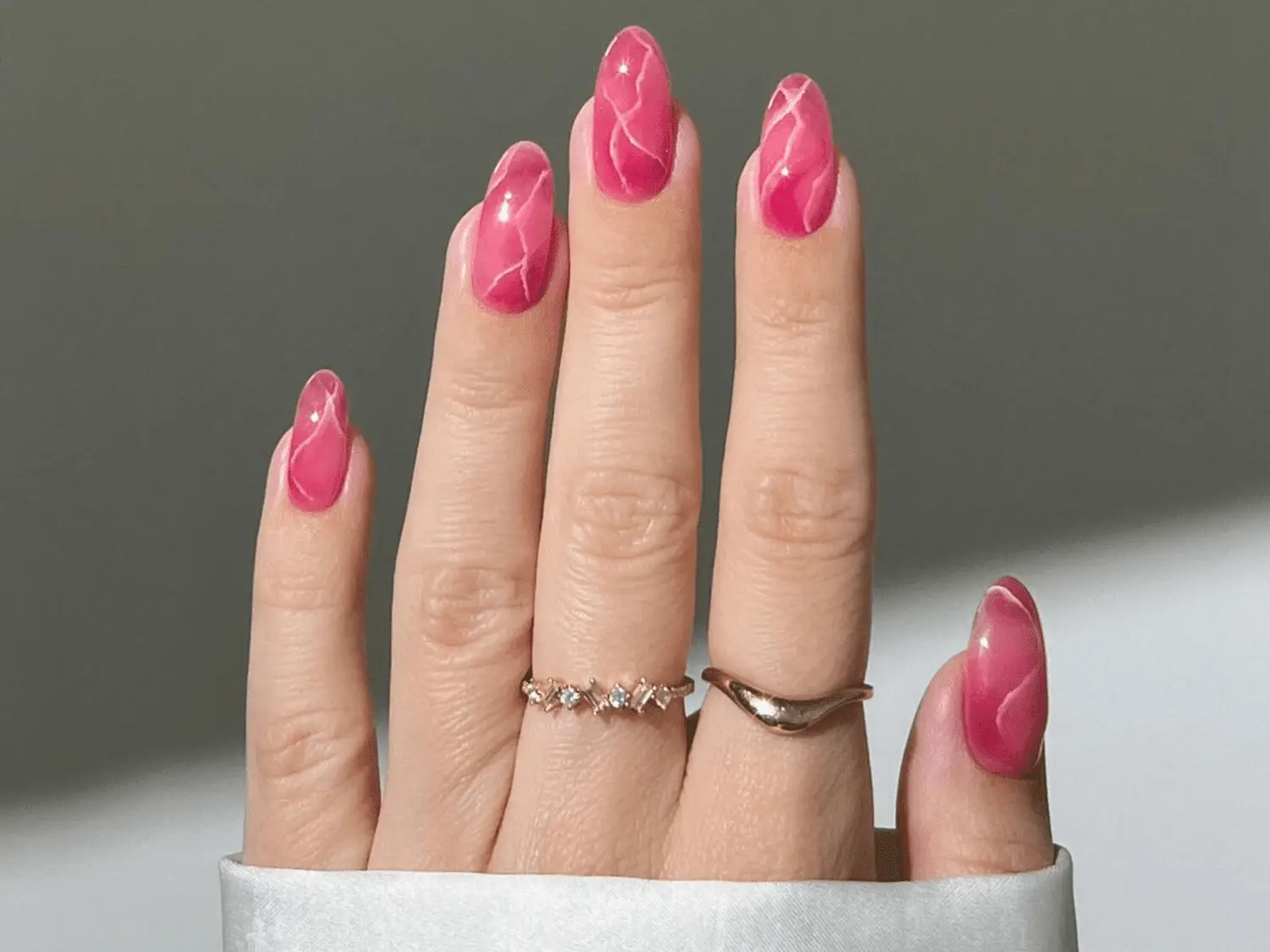 pink nails